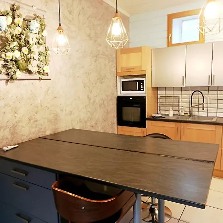 Maison Agreable Dans Petit Village Calme Casa de Férias
